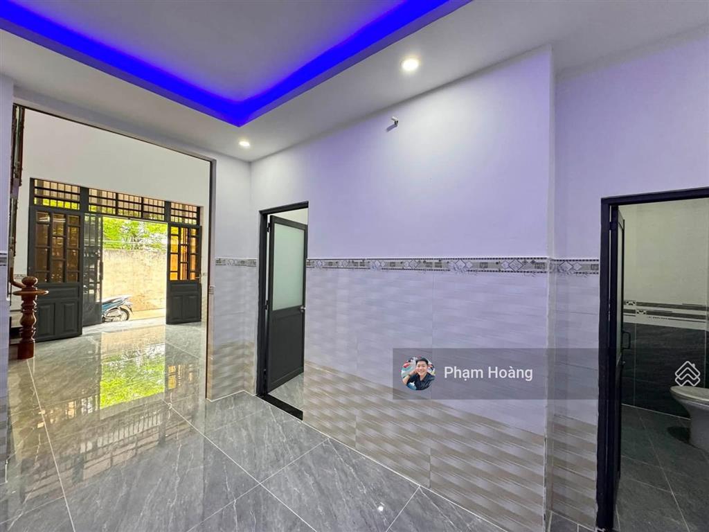Nhà sổ hồng riêng gần sân vận động đông hòa hạ giá chỉ còn 3ty790 dt 57m ngang 5,4m đường otoo
