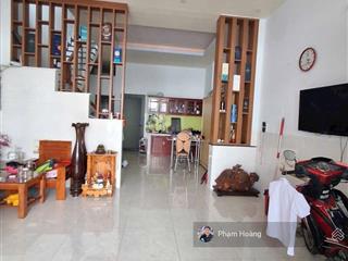 Chính chủ gửi bán căn nhà trệt lầu 3pn dt 100m2 cách chợ 100m gần đường lý thường kiệt dĩ an hcm