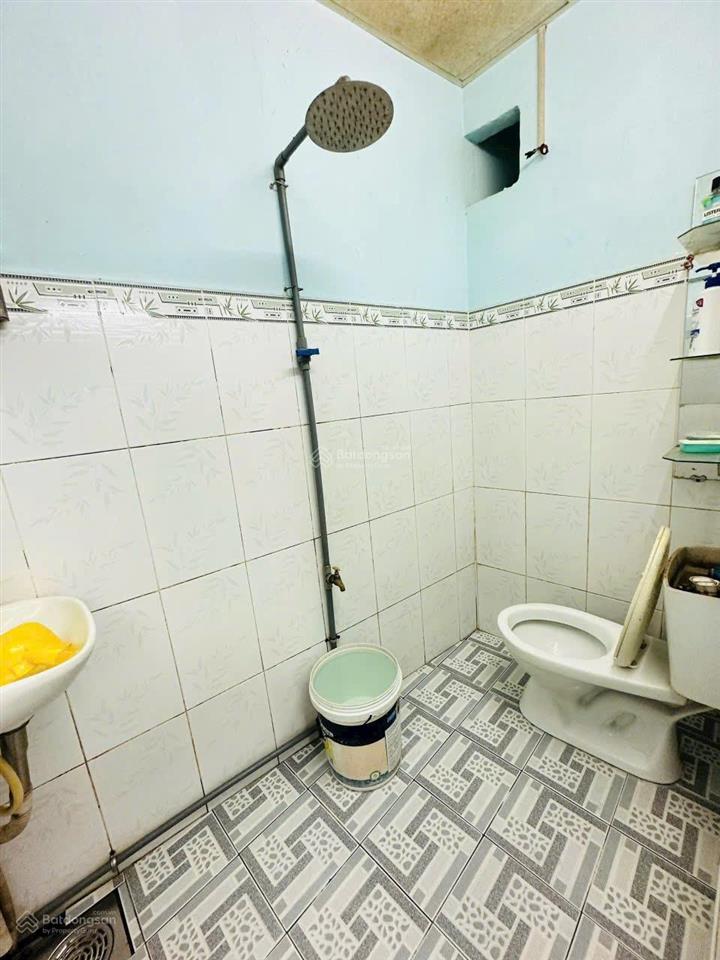 Bán nhà mặt tiền hẻm  oto đậu cách nhà 50m  quận 7