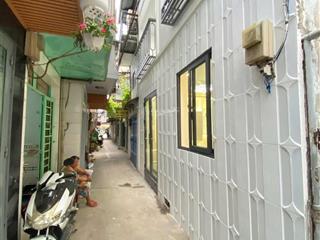 Bán nhà đẹp sổ hồng riêng  gần mặt tiền đường  quận 7
