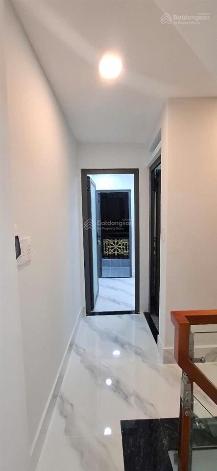 Bán nhà mặt tiền đường số  hẻm thông xe hơi chạy ngang nhà  quận 7
