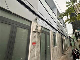 Bán nhà đẹp gần mt đường  trệt lững 2 lầu  quận 7