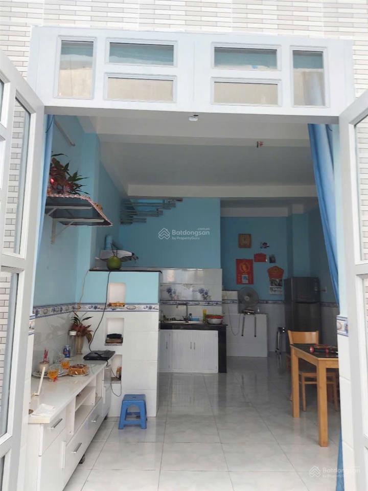 Bán nhà shr  4.55x10m  có sân để xe thoải mái  huỳnh tấn phát  q7
