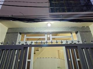 Bán nhà 1 lầu đúc  gần đường xe hơi  tt. nhà bè