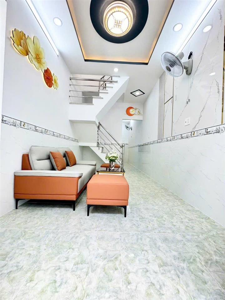 Bán nhà đẹp  3x11m  đào tông nguyên  nhà bè