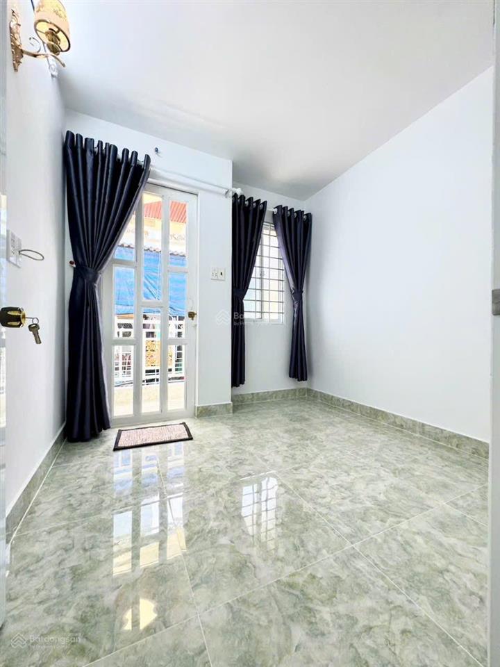 Bán nhà đẹp  3x11m  đào tông nguyên  nhà bè