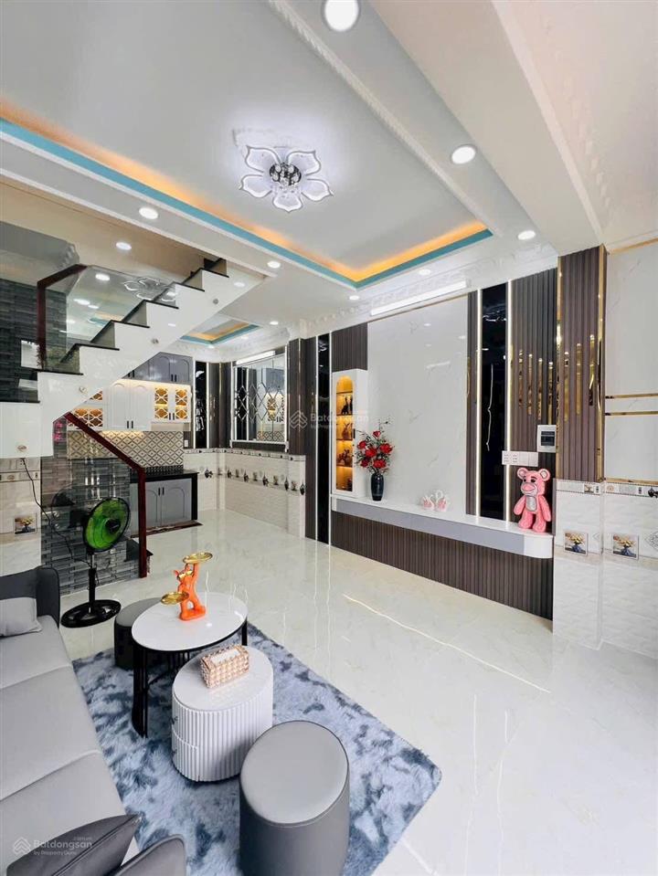 Bán nhà mặt tiền hẻm chính kinh doanh  tt. nhà bè