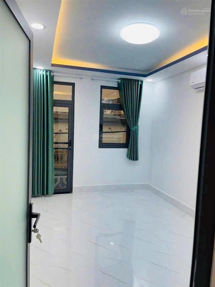 Bán nhà đẹp mặt tiền hẻm kinh doanh  lâm văn bền  quận 7