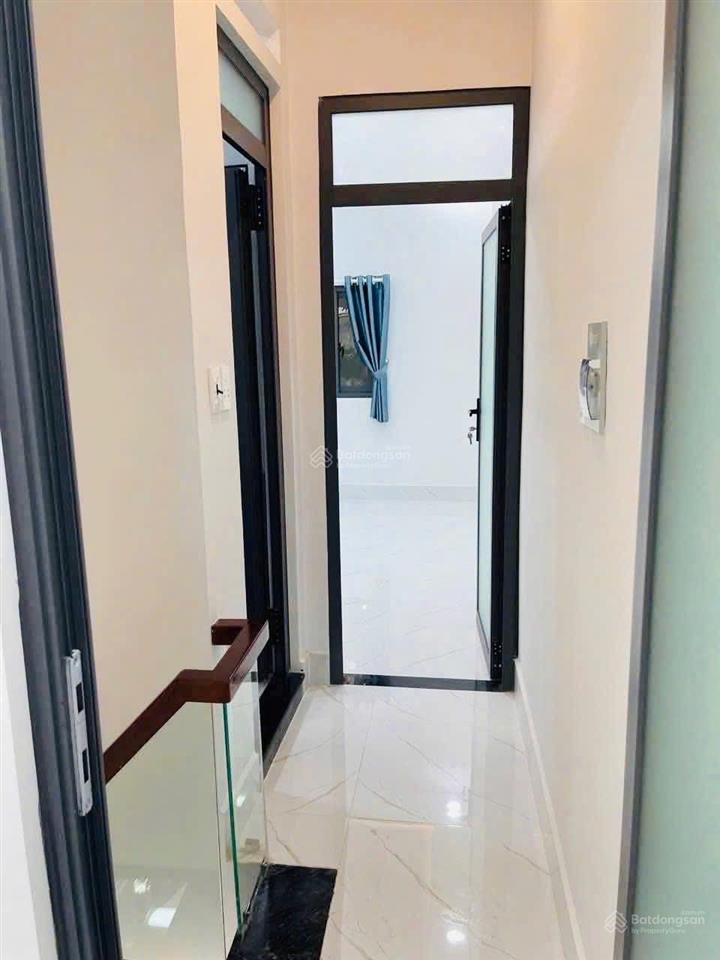 Bán nhà đẹp mặt tiền hẻm kinh doanh  lâm văn bền  quận 7