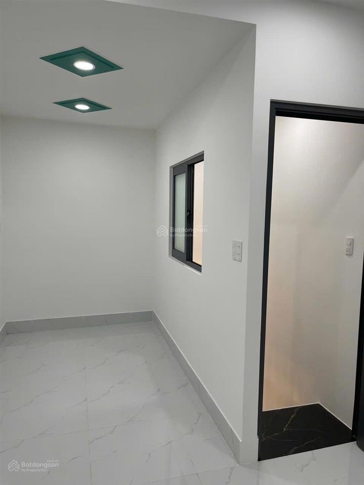Nhà mặt tiền hẻm xe hơi chạy ngang  có thể kinh doanh nhỏ lẻ  nguyễn thị thập  quận 7