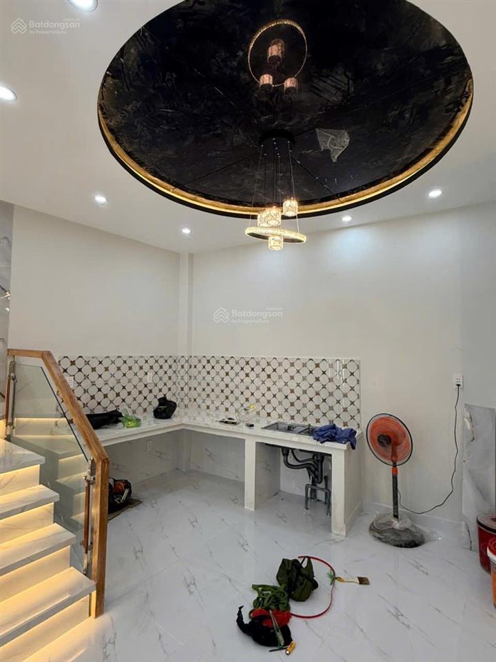 Bán nhà đẹp sổ hồng riêng  nở hậu  lê văn lương  quận 7