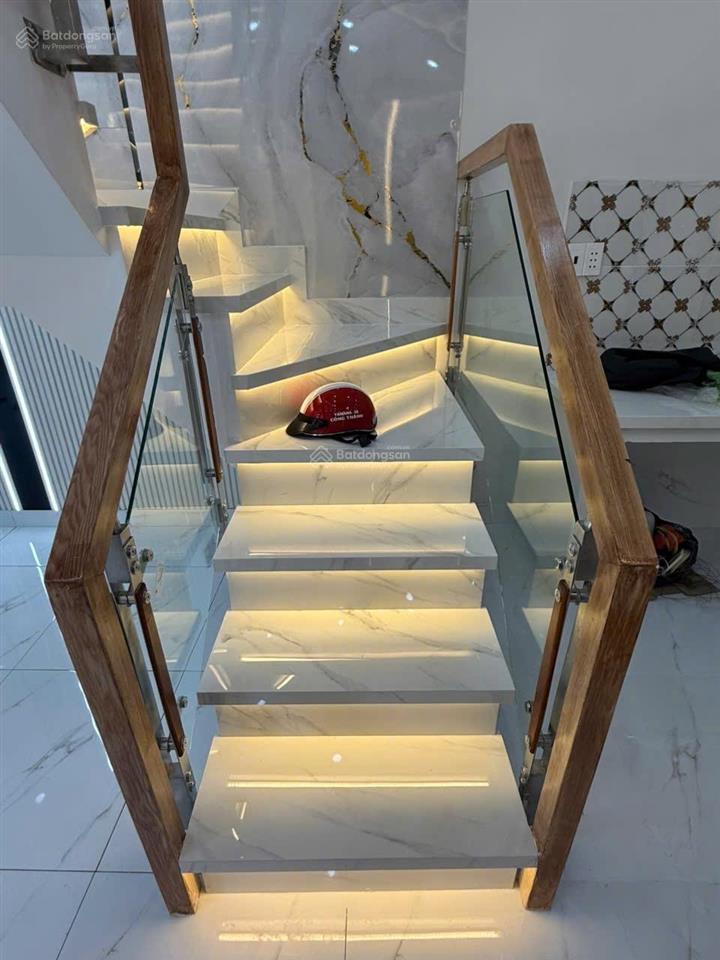 Bán nhà đẹp sổ hồng riêng  nở hậu  lê văn lương  quận 7