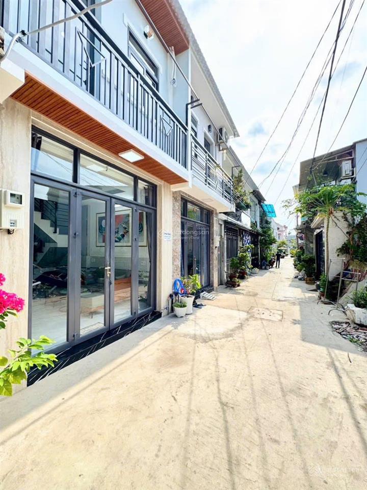 Bán nhà đẹp hẻm xe hơi tới cửa  huỳnh tấn phát  nhà bè.