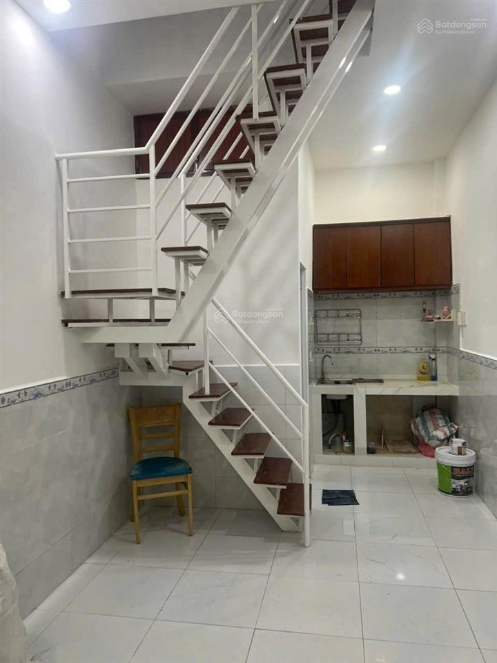 Nhà cần bán sổ hồng riêng hoàn công  lâm văn bền  quận 7