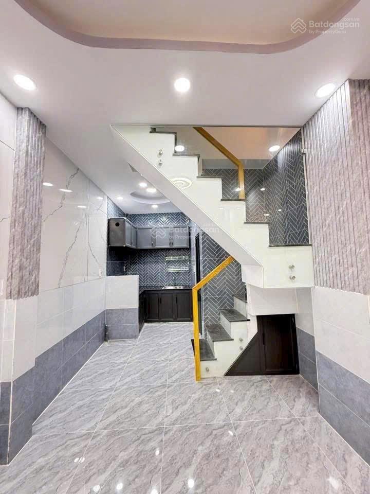 Nhà đẹp 1 lầu đường lê văn lương quận 7