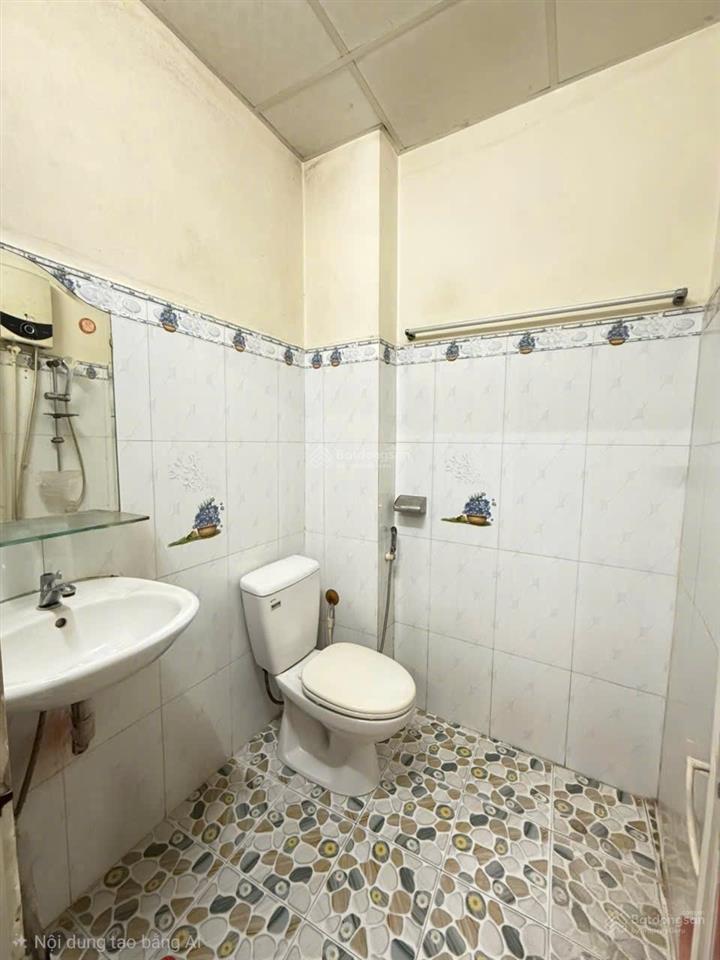 Bán nhà 5.5m x 11m  đường trần xuân soạn  quận 7