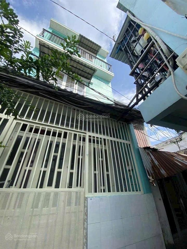 Bán nhà sổ riêng 3 tầng  gần chợ bùi văn ba  quận 7