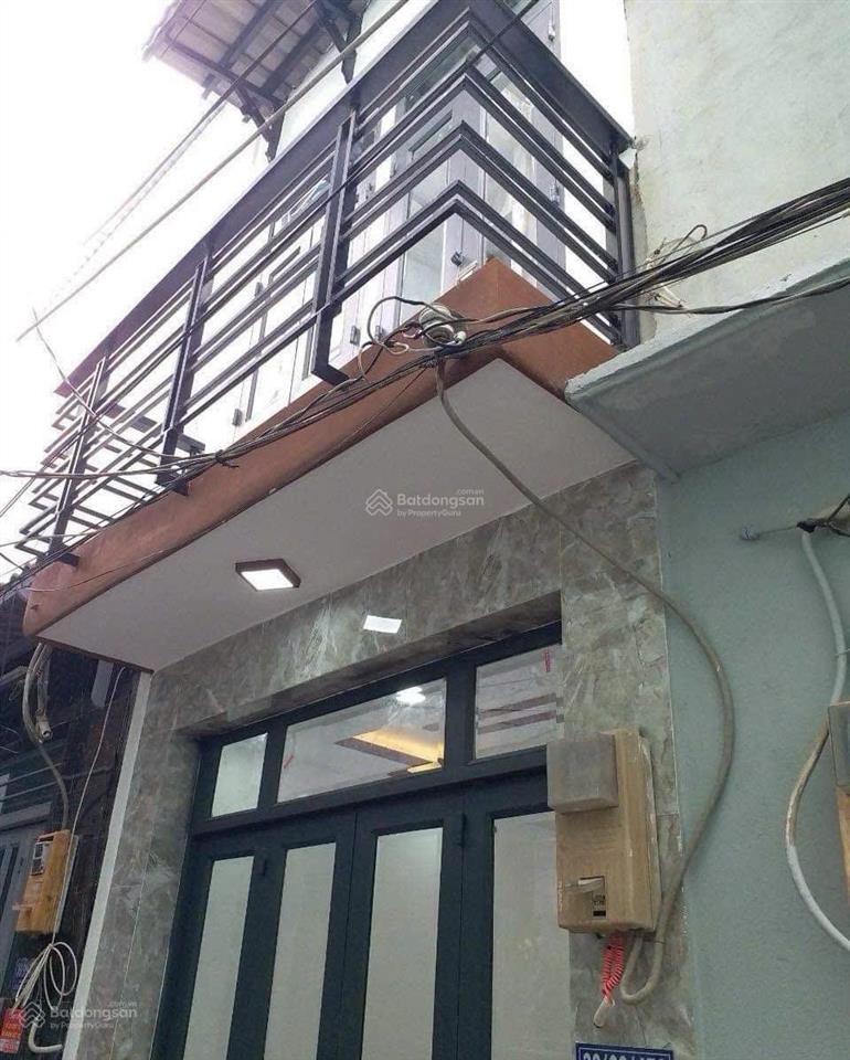 Nhà bán sổ hồng riêng  gần mặt tiền đường  quận 7