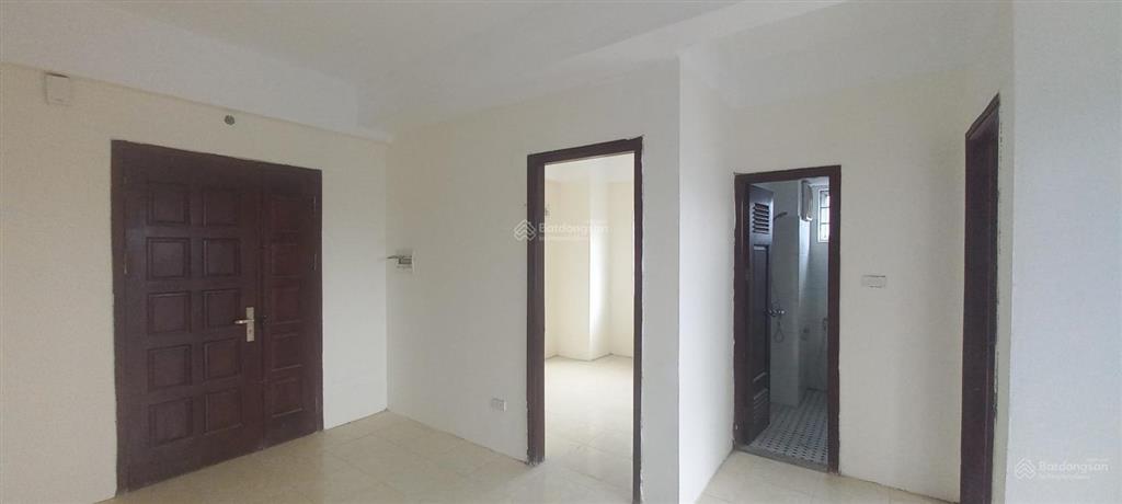 Chính chủ bán căn hộ chung cư 49,6m2 căn góc nhà ct1 đền lừ 3 có 2 ngủ 1 vệ sinh