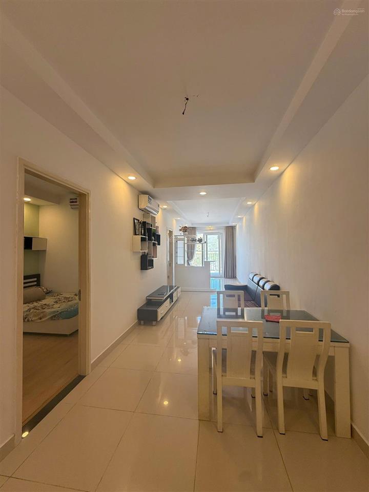 Bán căn hộ chung cư melody, 83m2 gồm 2 phòng ngủ, phòng khách rộng rãi, sổ hồng chính chủ