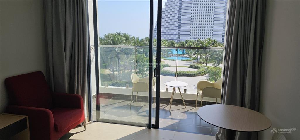 Căn hộ khách sạn mặt biển trong khuôn viên của resort 5 sao bán lại giá hợp lý cho mọi nhà
