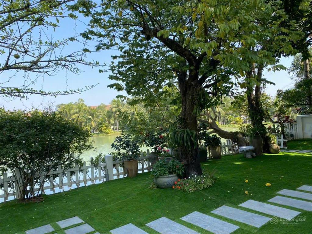 Bán biệt thự hoa lan vinhomes riverside hoàn thiện full nội thất diện tích đất 233m2, giá 120 tỷ