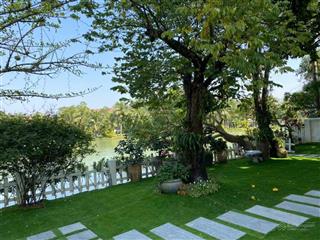 Bán biệt thự hoa lan vinhomes riverside hoàn thiện full nội thất diện tích đất 233m2, giá 120 tỷ