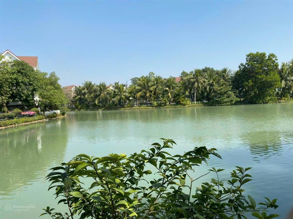 Bán biệt thự tại vinhomes riverside, giá tốt 65 tỷ s(đất) 161,5m2 còn thương lượng, đầy đủ nội thất