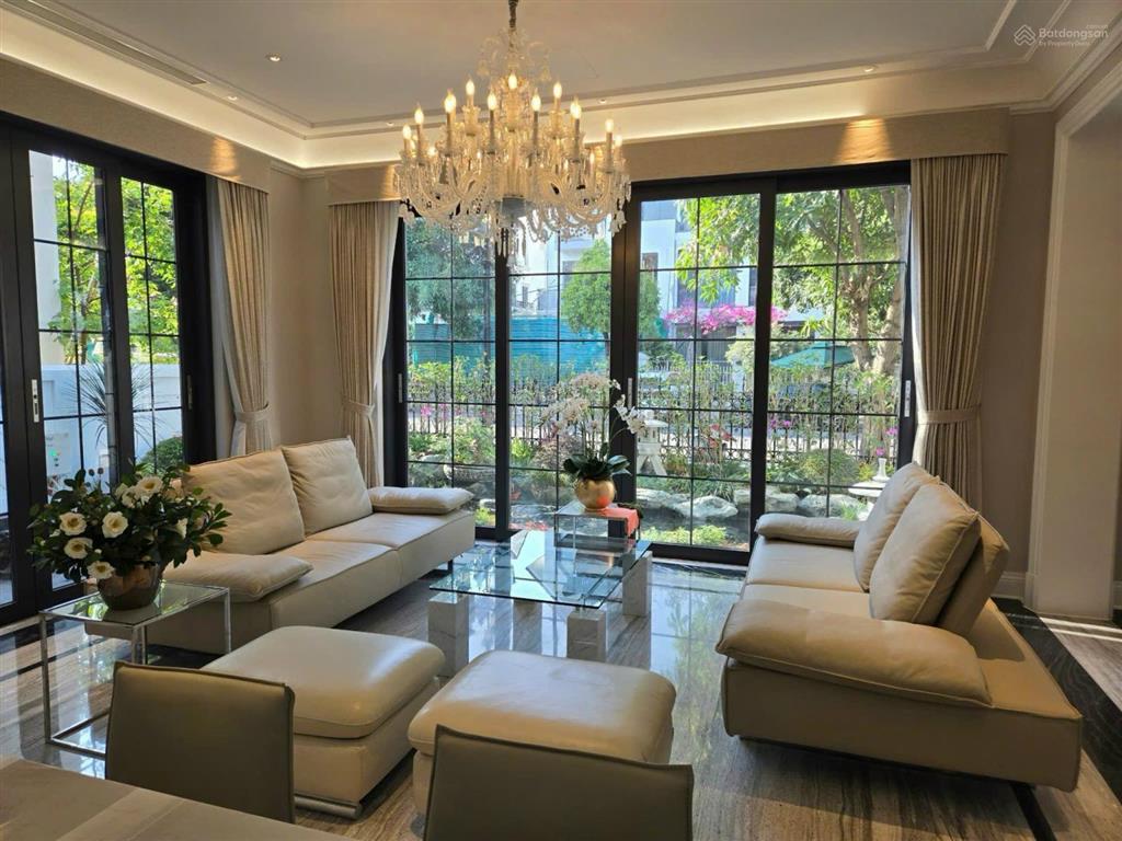 Bán bt phượng vinhomes riverside, full nội thất cao cấp mới 100% nhận nhà về ở luôn giá bán 95 tỷ