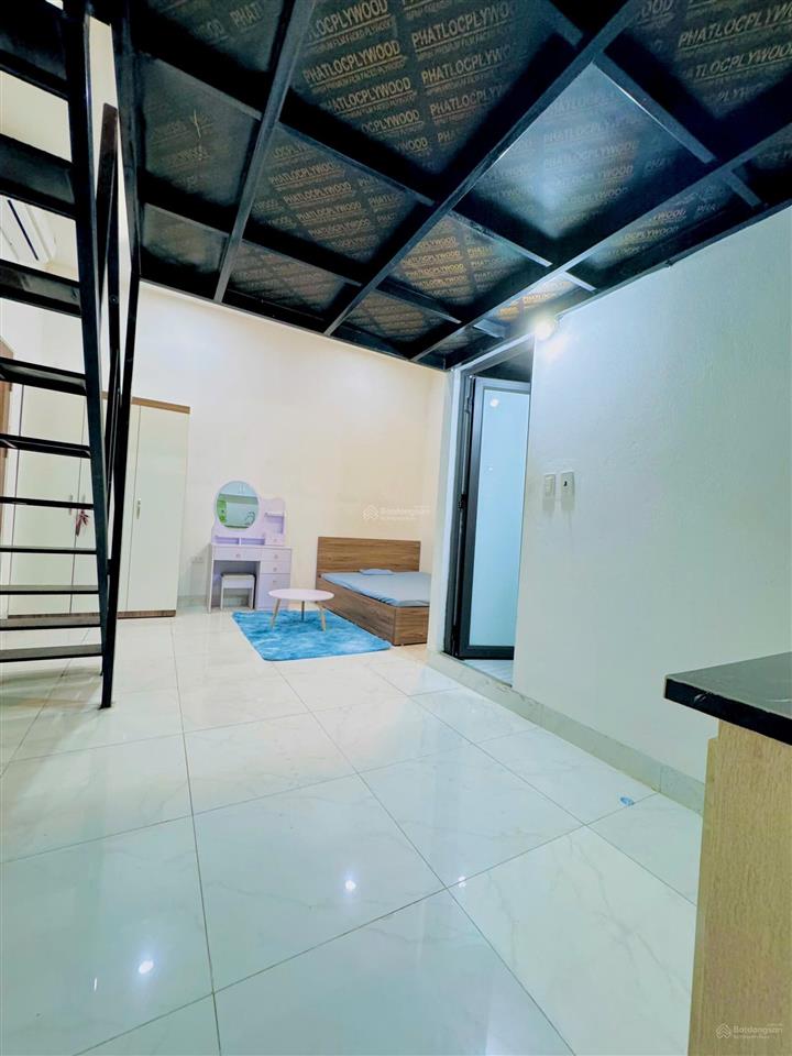 Chính chủ cho thuê phòng căn hộ ccmn cuối đường văn quán bạch thái bưởi có gác xép giá 3,9 triệu
