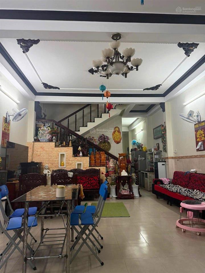Chủ cần bán gấp căn nhà 3 tầng đường nguyễn tuân sơn trà đà nẵng.