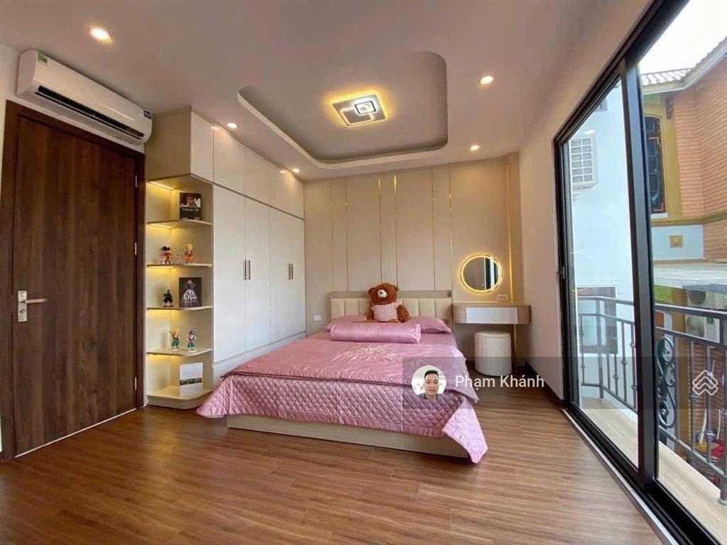 Nhà la phù cạnh geleximco  dân xây 36m2*4t. ô tô cách nhà 50m chỉ 4.4 tỷ
