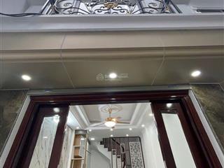 Bán gấp nhà la phù 50m 4 tầng chủ cần bán gấp nên giá đang tụt sâu. nhỉnh 5 tỷ