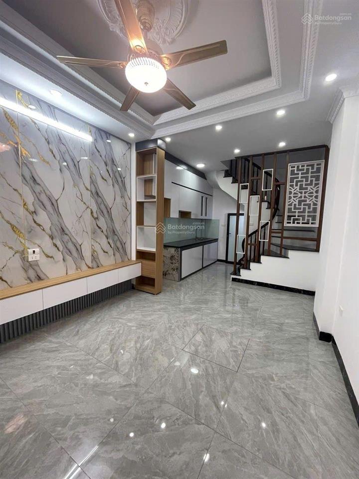 Bán gấp nhà la phù 50m 4 tầng chủ cần bán gấp nên giá đang tụt sâu. nhỉnh 5 tỷ
