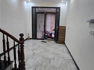 Nhà la phù ngõ thông kinh doanh 33m2 4 tầng cơ hội hiếm cho cả ở + đầu tư sinh lời