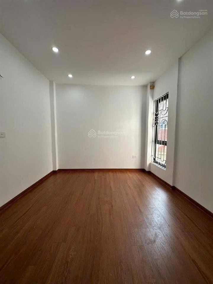 Siêu phẩm bắc hồng nhà 3 tầng lung linh  ô tô đỗ  chỉ 3.x tỷ