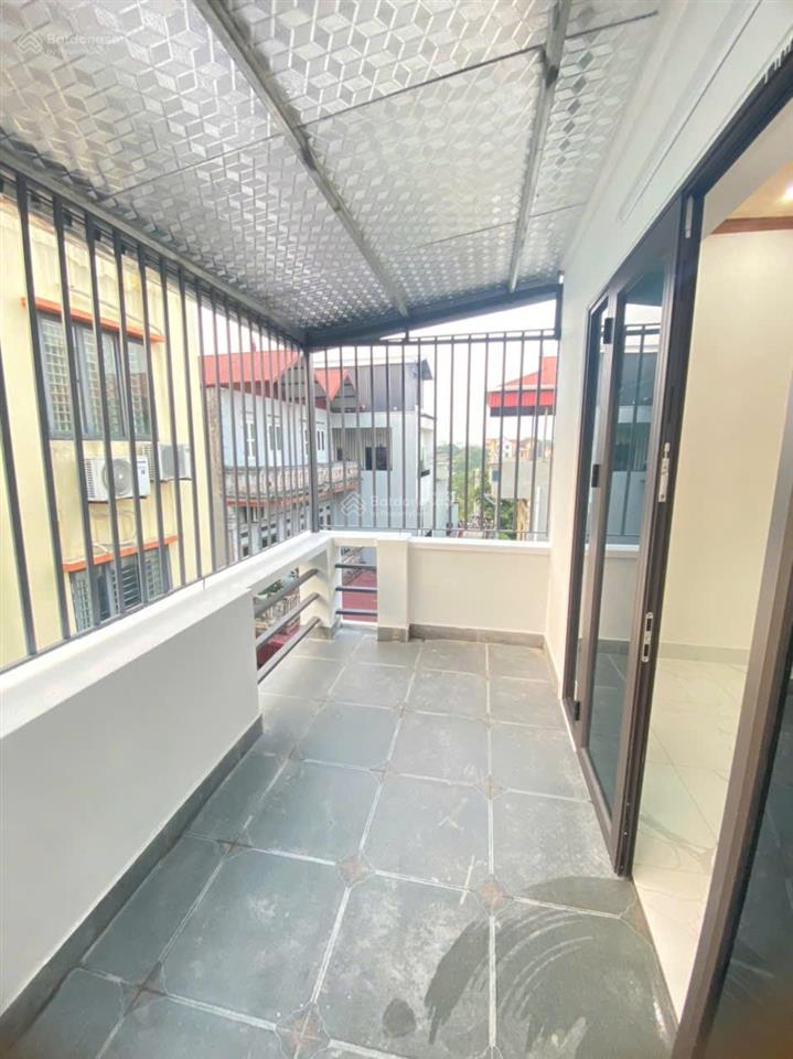 Nhà đẹp nam hồng đông anh cũ  60,2m  mặt đường thông ô tô 7 chỗ  sát trục kd 5,8 tỷ có tl