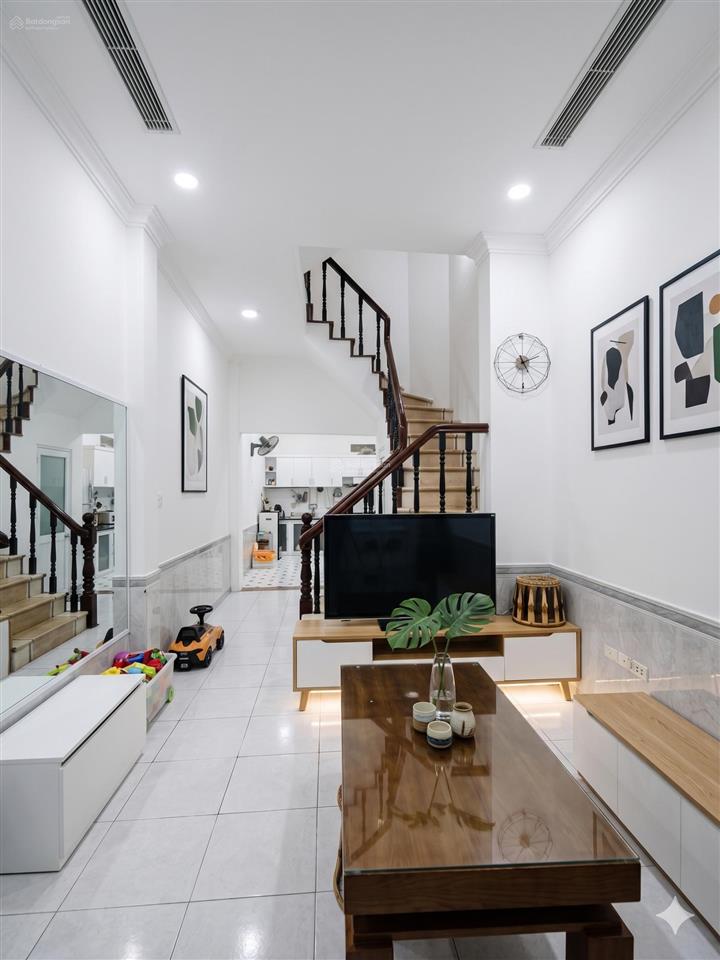 Bán nhà lê trọng tấn, thanh xuân, ô tô tránh, kinh doanh, gần phố, 43m2, 16,3 tỷ(ctl)