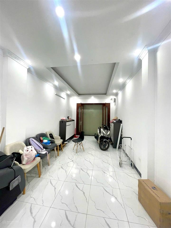 Bán nhà đại từ, định công, ô tô, gần phố, 6 tầng thang máy, 35m2, 8.5 tỷ (ctl)