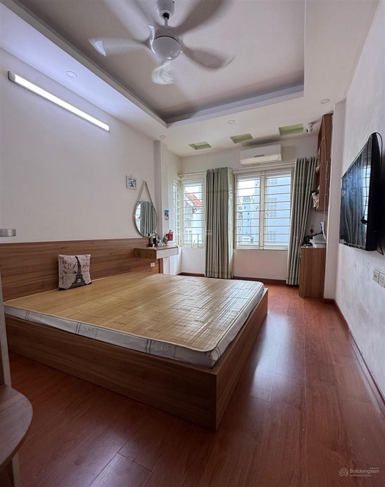 Bán nhà kim giang, thanh liệt, 42m2, 5t, 4n, 9.5 tỷ, gần ô tô, quy hoạch ổn định
