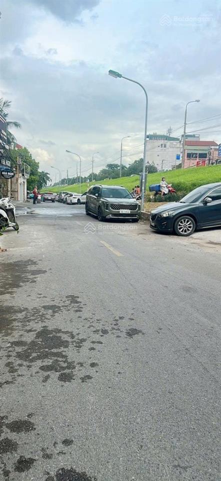 Bán đất mặt phố lâm du long biên 78 tỷ 650m2 mt 6m ô tô tránh kinh doanh.