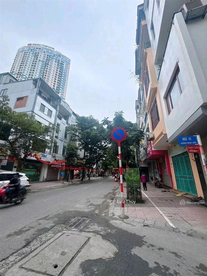 Bán đất tặng nhà phố cổ ngọc lâm long biên 24 tỷ 130m2 mt 7m 4t ô tô kinh doanh ngõ thông.