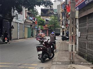 Bán đất phân lô 2 mặt tiền phố gia thụy long biên 9.5 tỷ 40m2 mt 4m c4 ô tô tránh kinh doanh.