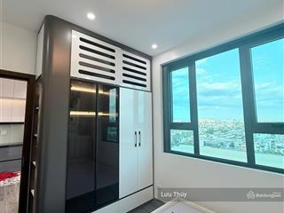 Bán chung cư ngõ 67 đức giang long biên 4,98 t.ỷ dt 72m2 2ngủ + 2wc full nội thất đẹp.