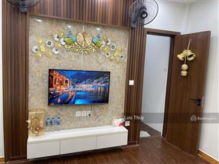 Bán tập thể đào tấn ba đình 5 tỷ 100m2 full nội thất 2 mặt thoáng 3pn 2wc khép kín.