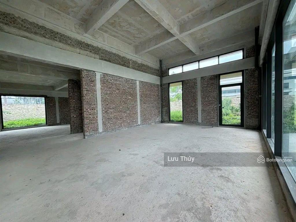 Bán biệt thự xây thô villa sân golf vân trì đông anh 180 tỷ dt 1200m2 mt 32m 2t ô tô tránh đẳng cấ