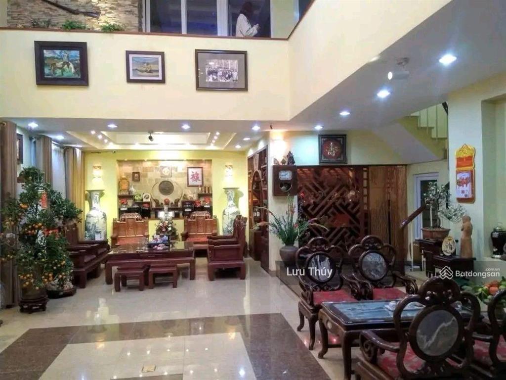 Bán nhà mặt phố tư đình long biên 35 tỷ dt 125m2 mt 8,5m 6t lô góc vỉa hè ô tô tránh kinh doanh