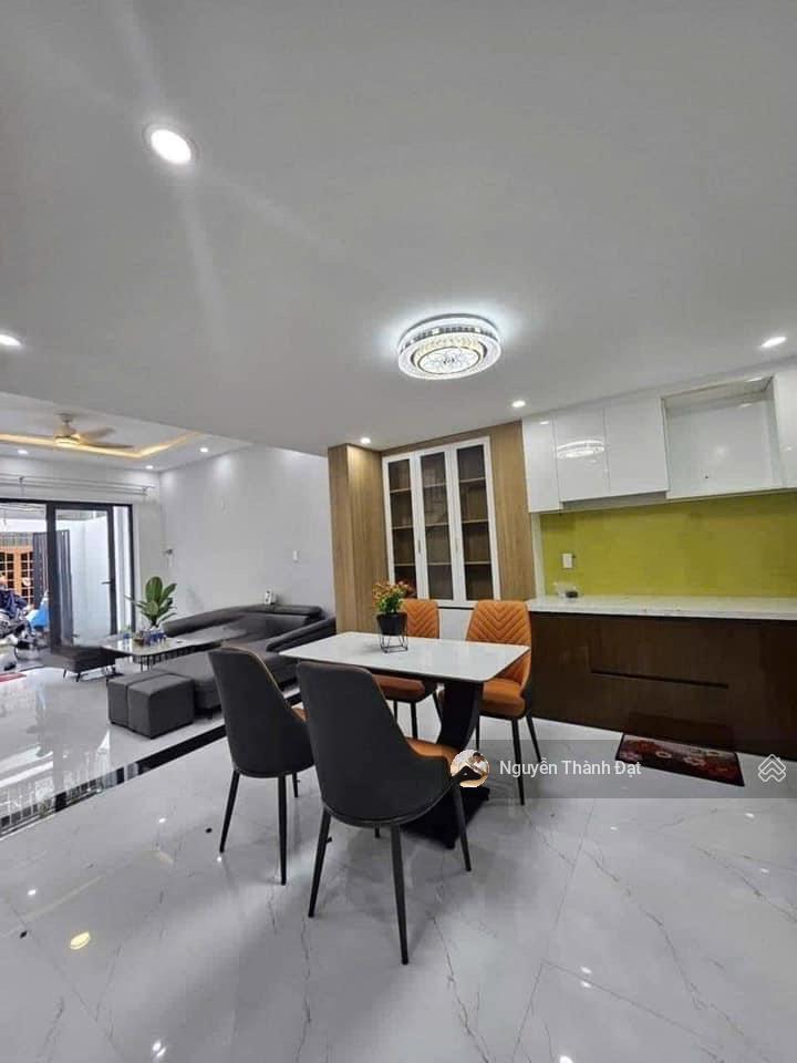 Bán nhà 75m² đang cho thuê 7 triệu/tháng ở gần vincom plaza dĩ an, bình dương, shr