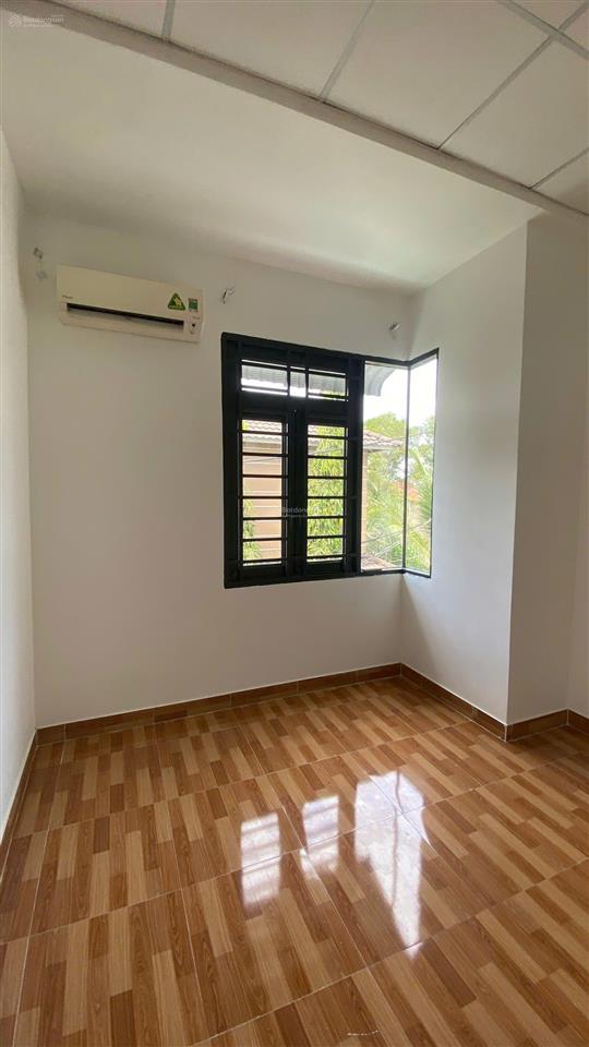 Bán nhà 1 trệt 1 lầu bình mỹ củ chi 4,5x10m, đường xe hơi 6m, gần cầu phú cường, full nội thất