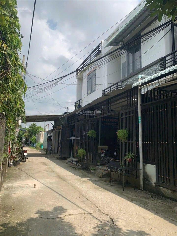 Bán nhà 1 trệt 1 lầu bình mỹ củ chi 4,5x10m, đường xe hơi 6m, gần cầu phú cường, full nội thất